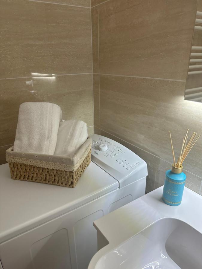 Holiday House Al Porto View Lake Peschiera del Garda Buitenkant foto
