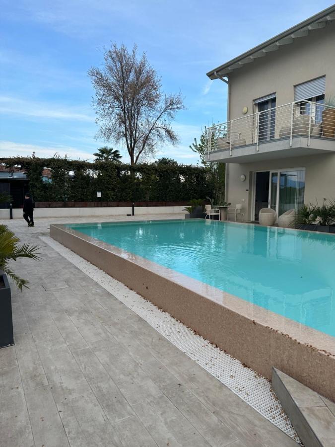 Holiday House Al Porto View Lake Peschiera del Garda Buitenkant foto