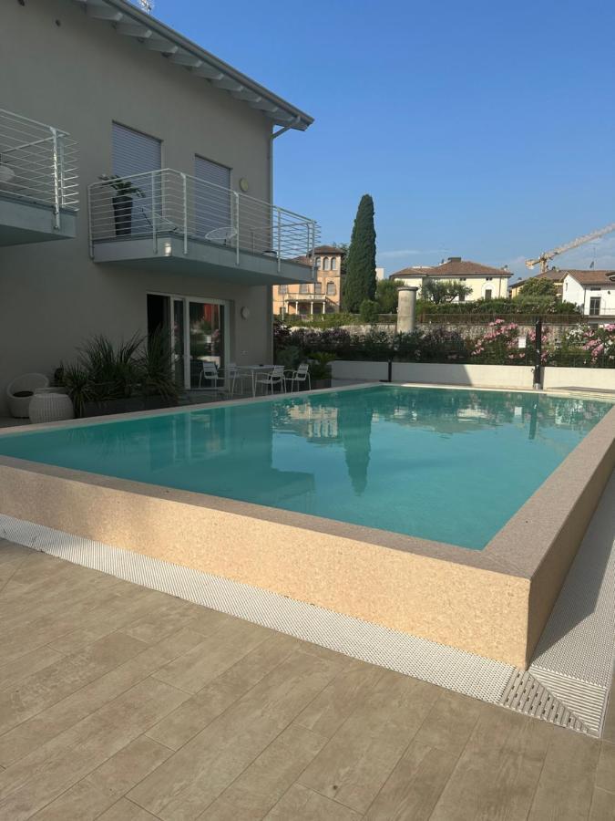 Holiday House Al Porto View Lake Peschiera del Garda Buitenkant foto