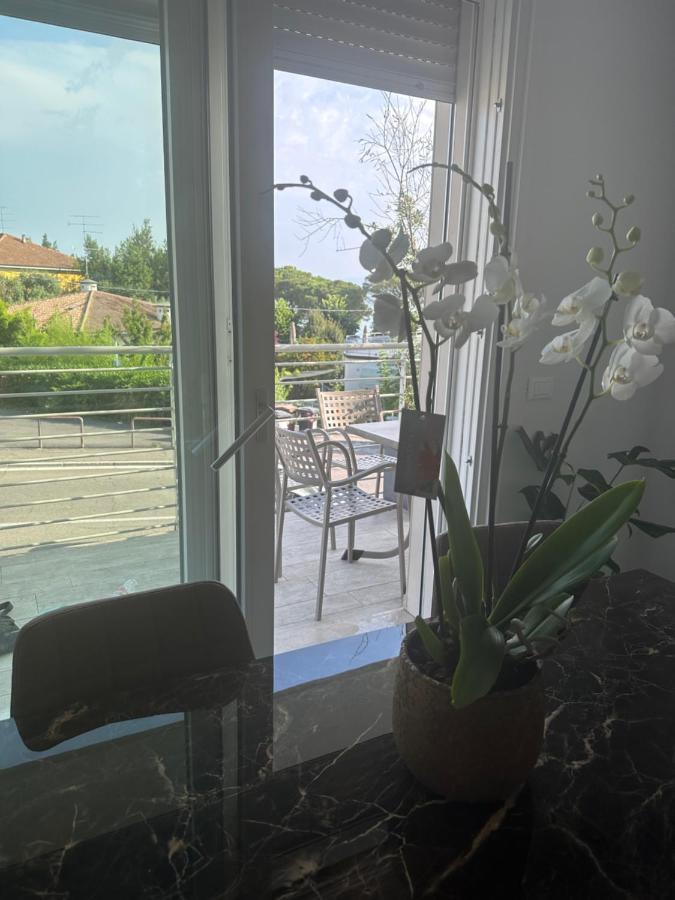 Holiday House Al Porto View Lake Peschiera del Garda Buitenkant foto